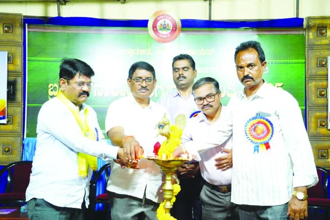 ಬ್ರಹ್ಮಶ್ರೀ ನಾರಾಯಣ ಗುರು ಸಾಮಾಜಿಕ ಸಮಾನತೆಗಾಗಿ ಶ್ರಮಿಸಿದವರು: ಕೆ.ಇ.ಚಿದಾನಂದಪ್ಪ 