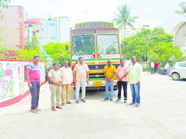 ಅಕ್ರಮವಾಗಿ ಅಕ್ಕಿ ಸಾಗಾಟ:ಆಹಾರ ಇಲಾಖೆ ದಾಳಿ:ಅಕ್ಕಿ ವಶ 