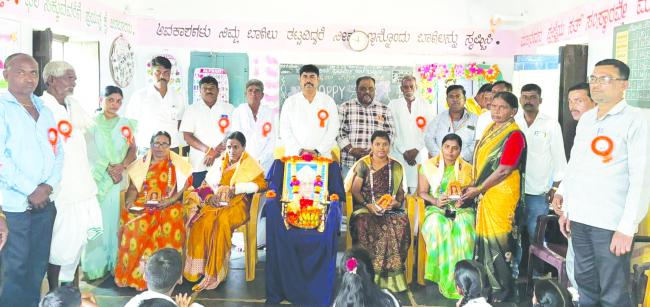 ಸುಸಂಸ್ಕೃತ ಸಮಾಜ ನಿರ್ಮಾಣವಾಗಲು ಶಿಕ್ಷಕರ ಕೊಡುಗೆ ಅಪಾರ