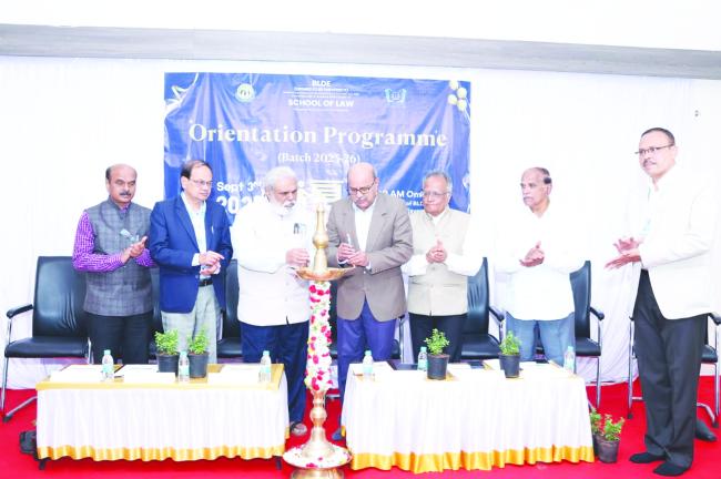 ಕಾನೂನು ಪ್ರಥಮ ವರ್ಷದ ವಿದ್ಯಾರ್ಥಿಗಳಿಗೆ ಓರಿಯೆಂಟೇಶನ್ ಕಾರ್ಯಕ್ರಮ 