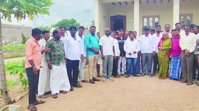 ವಡ್ರಕಲ್ ಗ್ರಾಮದ ಮಹಿಳೆ ಆತ್ಮಹತ್ಯೆ: ತಪ್ಪತಸ್ಥರಿಗೆ ಉಗ್ರ ಶಿಕ್ಷೆ ವಿಧಿಸಲು ಒತ್ತಾಯ