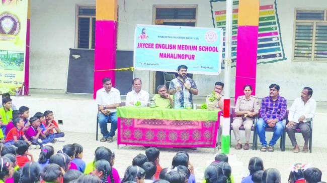 ಶಿಕ್ಷಣ ಪದ್ಧತಿಯಲ್ಲಿ ಬದಲಾವಣೆ ಬೇಕು: ನಟ  ಆನಂದ್  