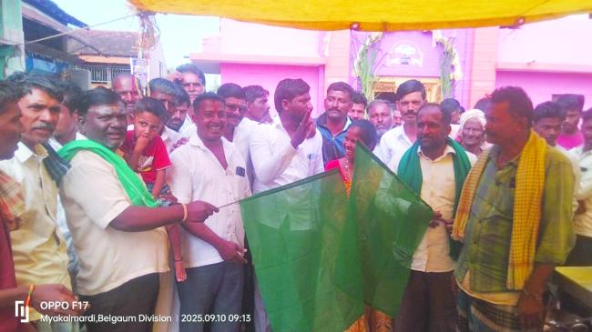 ಯಶಸ್ವಿಯಾಗಿ ಪ್ರಾರಂಭವಾದ ಮೇಕಲಮರಡಿ ವಾರದ  ಸಂತೆ 