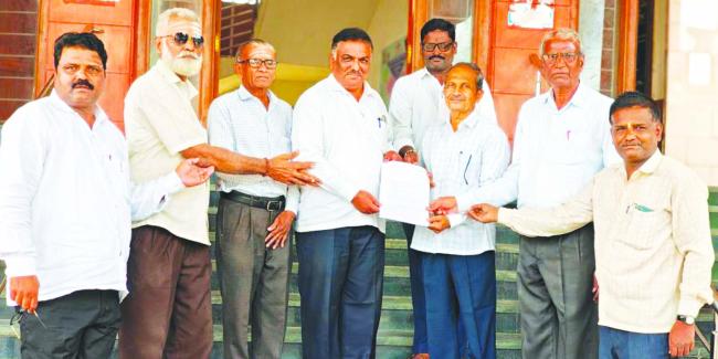 ಧಾರ್ಮಿಕ ಕಾಲಂನಲ್ಲಿ ಲಿಂಗಾಯತ ಎಂದು ಬರೆಯಲು ಅವಕಾಶಕ್ಕೆ ಮನವಿ  