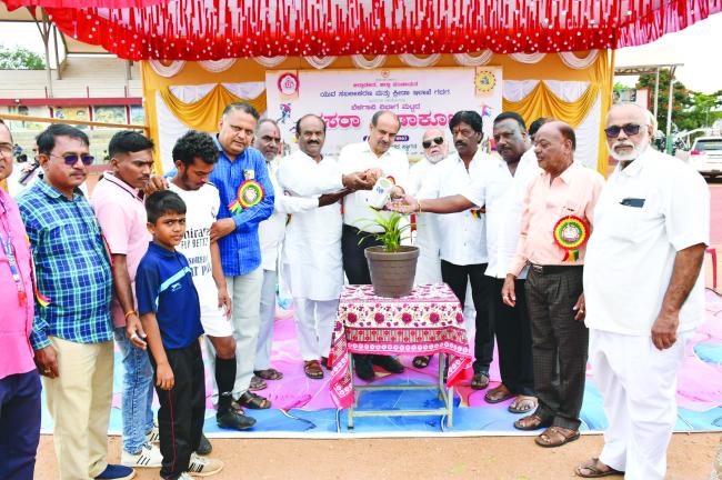 ಬೆಳಗಾವಿ ವಿಭಾಗ ಮಟ್ಟದ ದಸರಾ ಕ್ರೀಡಾಕೂಟ: ಕ್ರೀಡಾಪಟುಗಳು ಸೋಲು ಗೆಲುವನ್ನು ಸಮಾನವಾಗಿ ಸ್ವೀಕರಿಸಿ-ಡಿಸಿ 