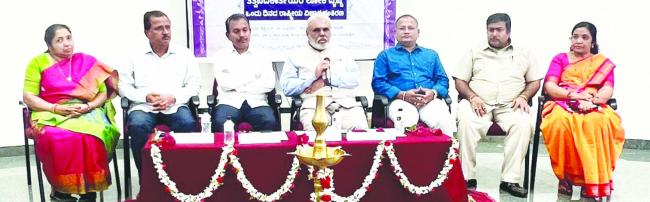 ತತ್ವಪದಕರಾರ, ಪ್ರವಚನಕಾರರಿಂದಲೆ ಶ್ರೀಮಂತವಾಗಿದೆ ನಮ್ಮ ಸಂಸ್ಕೃತಿ: ಡಾ. ಜಯರಾಜ್  