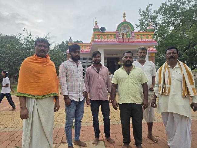 ಹೆಗ್ಗೂರ ಆಂಜನೇಯ ದೇವಸ್ಥಾನದ ಸುತ್ತ ಭಂಡಾರ ಮೇಳೆ ಏನಿದು ಅಚ್ಚರಿ 