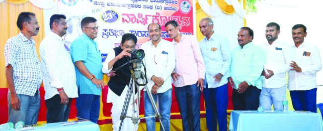 ಛಾಯಾಗ್ರಹಕರ ಬೇಡಿಕೆಗೆ ಸ್ಪಂದಿಸಿ ನಿವೇಶನ ಕೊಡುವುದಾಗಿ ಪ್ರಾಧಿಕಾರದ ಭರವಸೆ 