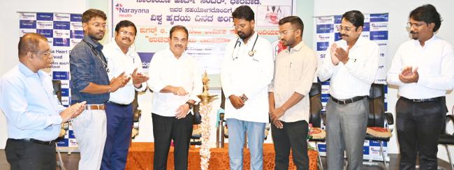 ಸತೀಶ ಶುಗರ್ಸ್‌ ಕಾರ್ಮಿಕರ ಉಚಿತ ಆರೋಗ್ಯ ತಪಾಸಣಾ ಶಿಬಿರ  