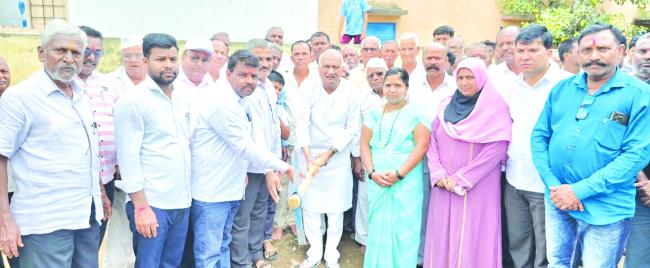 ಉಗಾರ ಪುರಸಭೆ ವ್ಯಾಪ್ತಿಯಲ್ಲಿ ಸಿಸಿ ರಸ್ತೆ ಕಾಮಗಾರಿಗೆ ಚಾಲನೆ 