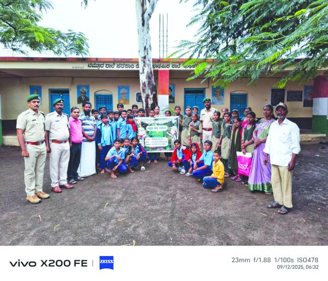 ವಿದ್ಯಾರ್ಥಿಗಳಿಗೆ ಪರಿಸರ ಅರಿವು ಮೂಡಿಸಲು ‘ಚಿಣ್ಣರ ವನ ದರ್ಶನ’: ರಾಜೀವ ಬಿರಾದಾರ. 