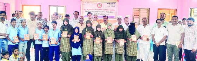 ಫೌಂಡೇಶನ್ ಸಿದ್ಧಿ ಹುಮ್ಯಾನಿಟಿ ಫೌಂಡೇಶನ್ ಕಾರ್ಯ ಶ್ಲಾಘನೀಯ: ಅಣ್ಣಾಸಾಬ ಪಾಟೀಲ 