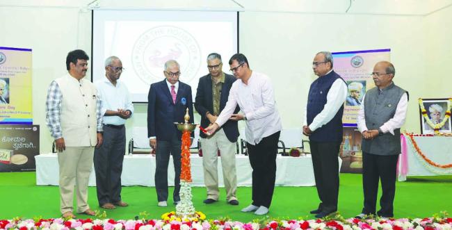 ಸರ್ ಎಂ.ವ್ಹಿ.ಅವರ 165 ನೇಯ ಜನ್ಮ ದಿನಾಚರಣೆ 