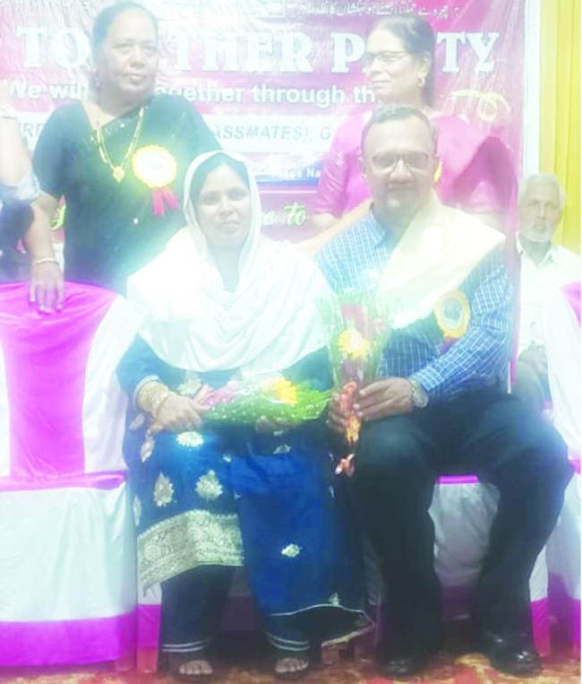 ಡಾ, ನಯಿಮುಲ್ಲಾ ಶರೀಫ್ ದಂಪತಿಗಳಿಗೆ ಸನ್ಮಾನ  