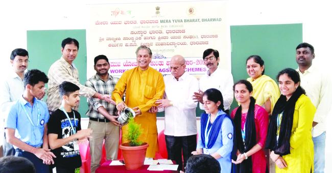 ಯುವ ಜನರ ಮೂಲಕ ಕೇಂದ್ರದ ಯೋಜನೆಗಳು ಸಾರ್ವಜನಿಕರಿಗೆ  ತಲುಪಲಿ: ಡಾ. ಶಶಿಧರ ನರೇಂದ್ರ 