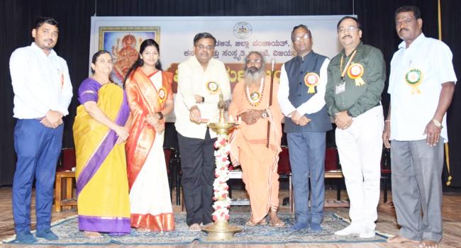 ವಿಶ್ವಕರ್ಮರ ಕೊಡುಗೆ ಅಪಾರ: ಸಂಗಮೇಶ ಬಬಲೇಶ್ವರ 