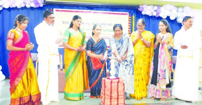 ಗುರುವಿಗೆ ಶರಣಾದರೆ ಜೀವನ ಸಾರ್ಥಕ : ಪ್ರೊ. ಕಸ್ತೂರಿ ದಳವಾಯಿ 