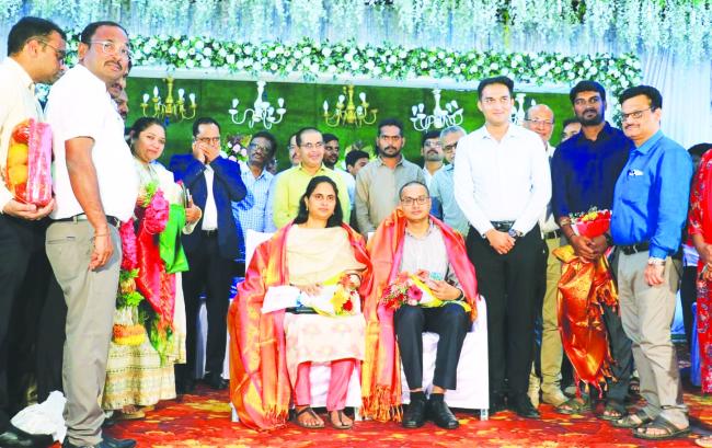 ಬಳ್ಳಾರಿ ಜಿಲ್ಲಾಡಳಿತದಿಂದ ಪ್ರಶಾಂತ್ ಕುಮಾರ್ ಮಿಶ್ರಾ ಅವರಿಗೆ ಆತ್ಮೀಯ ಬೀಳ್ಕೊಡುಗೆ 