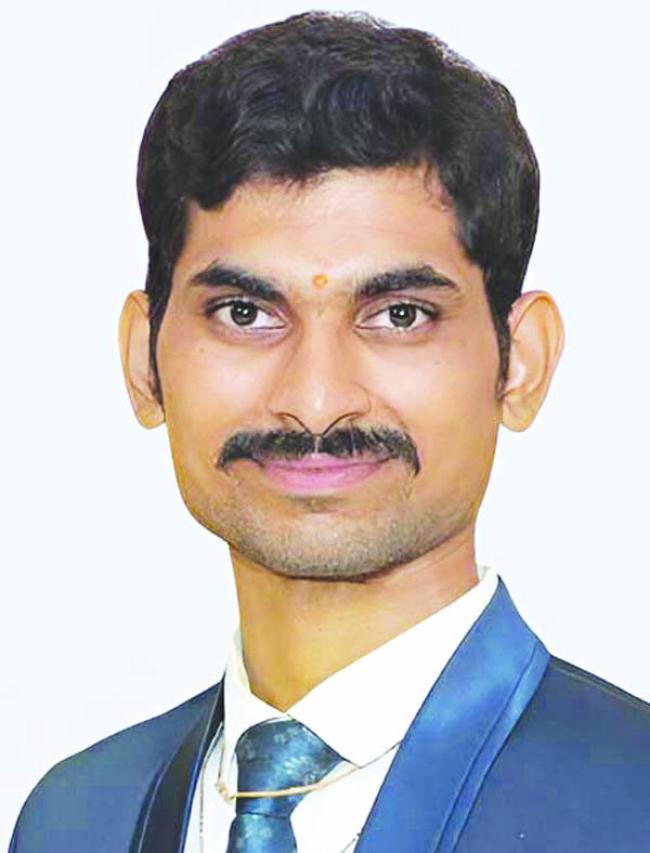 ಗ್ರಂಥಪಾಲಕ ಚಿರಂಜೀವಿಗೆ ಪಿ.ಎಚ್‌.ಡಿ ಪದವಿ ಪ್ರದಾನ 