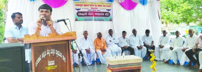 ಸಹಕಾರ ಸಂಘದ ಅಭಿವೃದ್ಧಿಗೆ ಸದಸ್ಯರ ಸಹಕಾರ ಅಗತ್ಯ: ಸಂಗಮೇಶ ಛಾಯಗೋಳ  