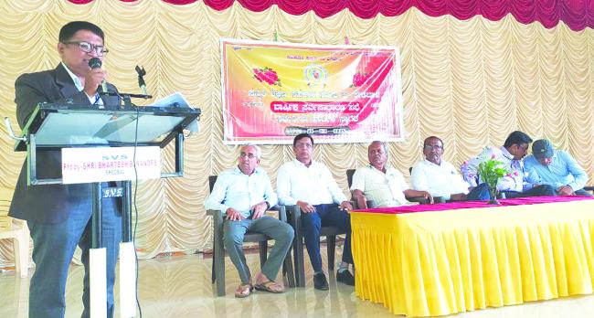 ನಮ್ಮ ಶಿಕ್ಷಣ ಸಂಸ್ಥೆಗಳು ಬಡ ವಿದ್ಯಾರ್ಥಿಗಳಿಗೆ ವರದಾನವಾಗಿವೆ: ಡಾ. ಅಶೋಕ ಪಾಟೀಲ 