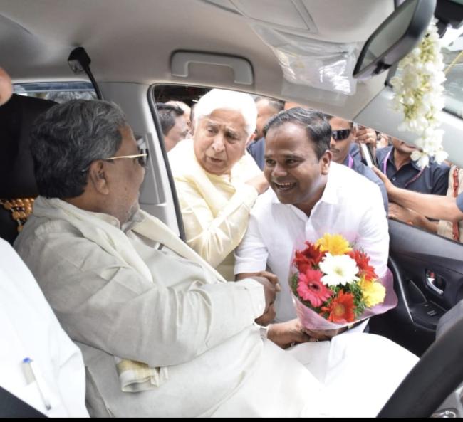 ಮುಖ್ಯಮಂತ್ರಿ ಸಿದ್ದರಾಮಯ್ಯನವರಿಗೆ ಅದ್ದೂರಿ ಸ್ವಾಗತ