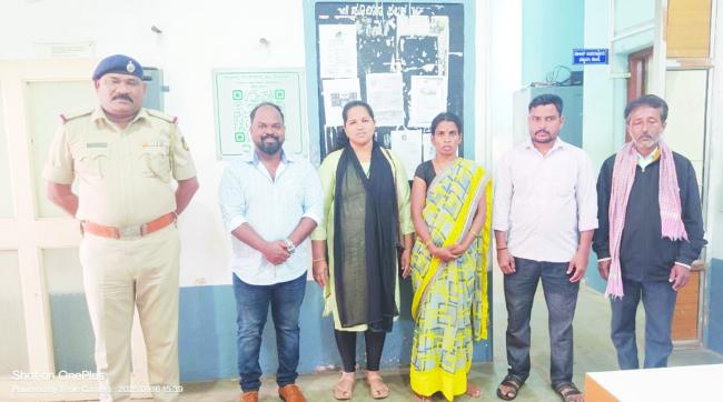 ಮಾನಸಿಕ ಅಸ್ವಸ್ಥ ಮಹಿಳೆಯನ್ನು ಸಂರಕ್ಷಣೆ ಮಾಡಿ ಮಾನವೀಯತೆ ಮೆರೆದ ಹಿರೇಮನಿ ದಂಪತಿ 