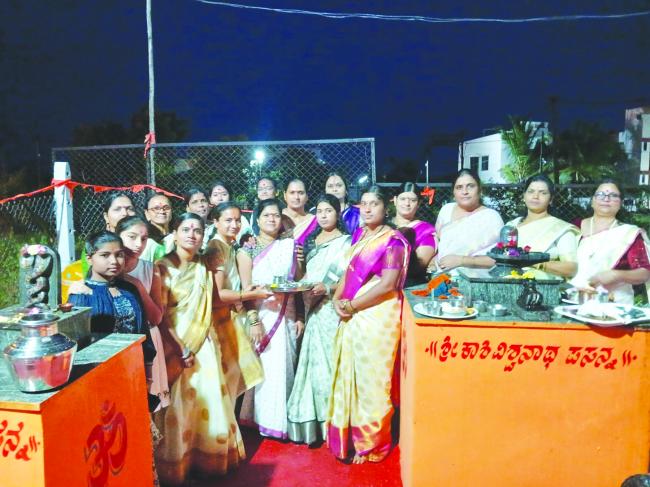 ಮೊದಲ ದಿನದ ದಸರಾ ಸಂಭ್ರಮ 