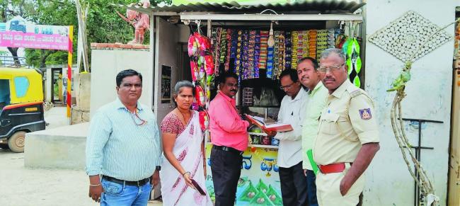 ತಂಬಾಕು ಉತ್ಪನ್ನಗಳ ನಿಯಂತ್ರಣಕ್ಕಾಗಿ ಕೋಟ್ಪಾ ದಾಳಿ: ಕಾಯ್ದೆ ಉಲ್ಲೆಂಘನೆಯ ವಿರುದ್ಧ ಕ್ರಮ 