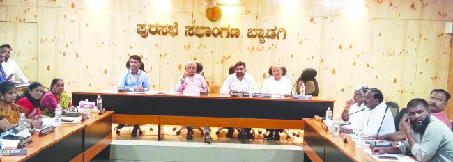 ಪಟ್ಟಣದ ಅಭಿವೃದ್ಧಿಗಾಗಿ ಸದಾ ಸಿದ್ದ ಶಾಸಕ ಬಸವರಾಜ್ ಶಿವಣ್ಣನವರ್ ಭರವಸೆ         