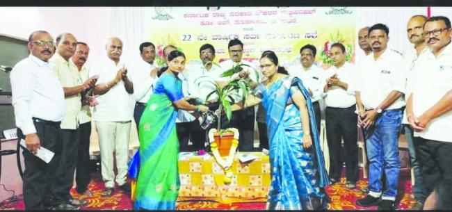 ಸರಕಾರಿ ನೌಕರರ ಮಲ್ಟಿಪರಪಜ್ ಸೊಸೈಟಿಯ ಆರ್ಥಿಕ ಬೆಳವಣಿಗೆಗೆ ಸದಸ್ಯರು ಸಹಕಾರ ನೀಡಬೇಕು: ಮಲ್ಲಿಕಾರ್ಜುನ ಮಗದುಮ್ ಮನವಿ