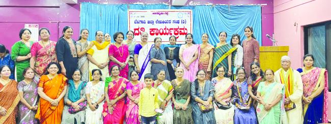 ಮಕ್ಕಳ ಭವಿಷ್ಯ ರೂಪಿಸುವಲ್ಲಿ ಪಾಲಕರ ಪಾತ್ರ ಮಹತ್ವದ್ದು: ಸುಮಾ ಕಿತ್ತೂರ  