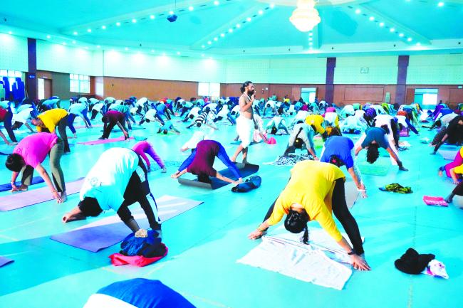 ಶರಣ ಸಂಸ್ಕೃತಿ ಉತ್ಸವ-2025:  4ನೇ ದಿನದ ಯೋಗ ಪ್ರಾತ್ಯಕ್ಷಿಕೆ
