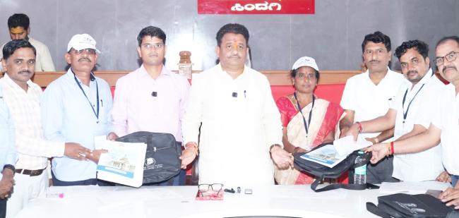 ಸಾಮಾಜಿಕ, ಶೈಕ್ಷಣಿಕ ಸಮೀಕ್ಷೆಗೆ ಶಾಸಕ ಅಶೋಕ ಮನಗೂಳಿ ಚಾಲನೆ  