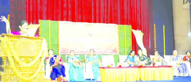  ಬೆಳಗಾವಿಯಲ್ಲಿ ಅದ್ದೂರಿಯಾಗಿ ಜರುಗಿದ ಶ್ರೀ ಭುವನೇಶ್ವರಿ ಉತ್ಸವ ಸಮಾರಂಭ 