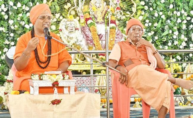 ದೇವಿಯನ್ನು ನಿರ್ಮಲ ಭಕ್ತಿಯಿಂದ ಪೂಜಿಸಿದರೆ ತಾಯಿ ಸಕಲವನ್ನೂ ಕರುಣಿಸುತ್ತಾಳೆ : ಮೃತ್ಯುಂಜಯ ಶ್ರೀ 