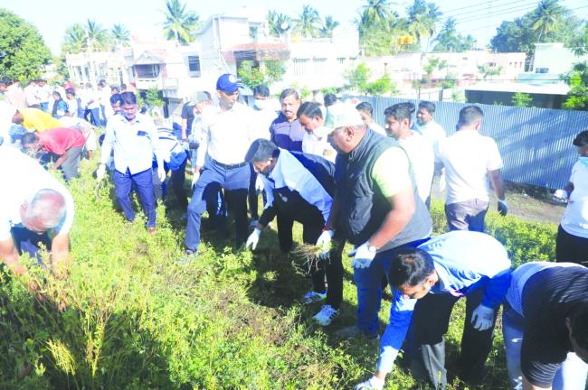 ಏಕದಿನ-ಏಕ್‌ಘಂಟಾ-ಏಕ್‌ಸಾಥ್ ಘೋಷವಾಕ್ಯದೊಂದಿಗೆ ಸ್ವಚ್ಛತಾ ಅಭಿಯಾನ