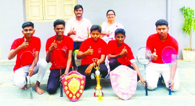 ಶಟಲ್ ಬ್ಯಾಡ್ಮಿಂಟನ್ ವಿದ್ಯಾಂಜಲಿ ಶಾಲೆ ವಿಭಾಗ ಮಟ್ಟಕ್ಕೆ ಆಯ್ಕೆ 