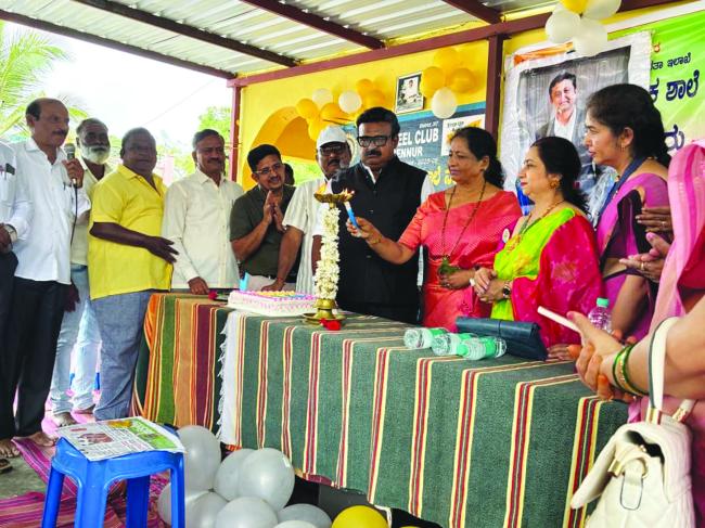 ವಿದ್ಯಾರ್ಥಿಗಳು ಭಾಷಾ ಕೌಶಲ್ಯ ಹೆಚ್ಚಿಸಿಕೊಳ್ಳಲು ಗ್ರಂಥಾಲಯಗಳು ಸಹಕಾರಿ: ಶಾಸಕ ಕೋಳಿವಾಡ  