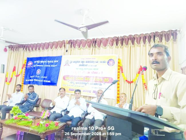 ನಾವೆಲ್ಲರೂ ಒಂದು ಎಂಬ ಭಾವನೆ ಎಲ್ಲರಲ್ಲೂ ಮೂಡಲಿ: ಗಂಗಾಧರ ಅರಸ್ 