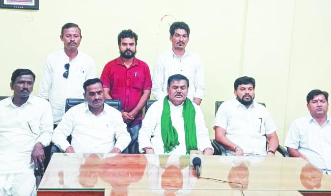 ಮುದ್ದೇಬಿಹಾಳದಲ್ಲಿ ಎ.ಎಸ್‌. ಪಾಟೀಲ ನಡಹಳ್ಳಿಯ ಆಕ್ರೋಶ: ಅತಿವೃಷ್ಟಿ ಹಾನಿಗೆ ಸ್ಪಂಧಿಸದ ಆಡಳಿತ, ಶಾಸಕರ ವಿರುದ್ಧ ವಾಗ್ದಾಳಿ