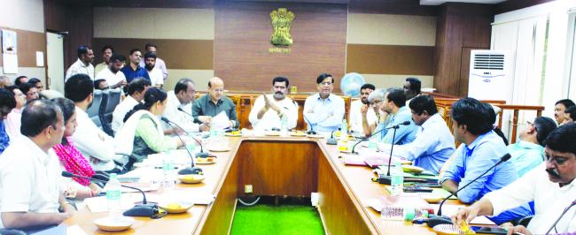 ಮುಖ್ಯಮಂತ್ರಿಗಳ ಕಾರ್ಯಕ್ರಮಕ್ಕೆ ಹೆಚ್ಚಿನ ಜನರನ್ನು ಸೇರಿಸಿ: ಸಚಿವ ಶಿವರಾಜ್ ಎಸ್‌. ತಂಗಡಗಿ 