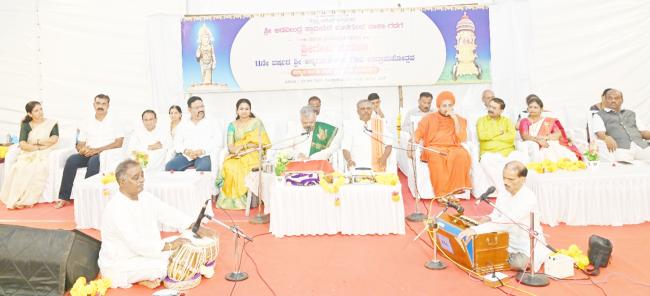 ಶ್ರೀದೇವಿಯ ಆರಾಧನೆಯಿಂದ ಆಂತರಿಕ ಶಕ್ತಿ ಮತ್ತು ತೇಜಸ್ಸನ್ನು ಪಡೆಯಲು ಸಾಧ್ಯ 