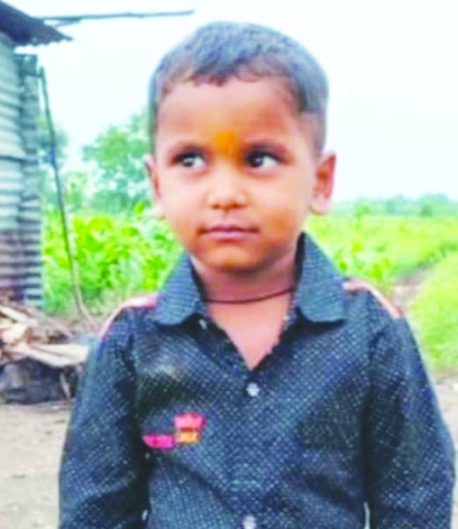 ಬಸ್‌-ಲಾರಿ ಮಧ್ಯೆ ಡಿಕ್ಕಿ: ಬಾಲಕ ಸಾವು  