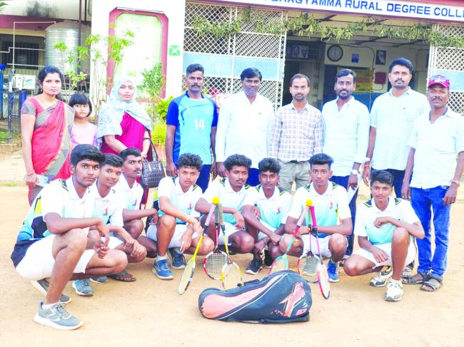 ಬಾಲ್ ಬ್ಯಾಡ್ಮಿಂಟನ್‌: ಸೋಗಿ ಕಾಲೇಜ್ ರಾಜ್ಯಮಟ್ಟಕ್ಕೆ