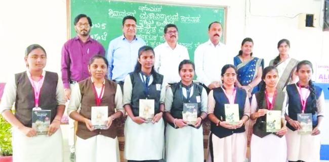  ಕಾಗವಾಡದ ಶಿವಾನಂದ ಮಹಾವಿದ್ಯಾಲಯದಲ್ಲಿ ಕಟ್ಟಿಮನಿ ಕಥಿ ಹೇಳೂಣು ಸ್ಫರ್ಧೆ 