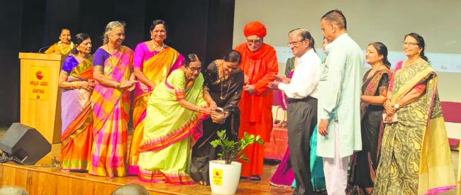 ಚುರಮುರಿಯಾ ಚಿತ್ರ ಪ್ರದರ್ಶನ  