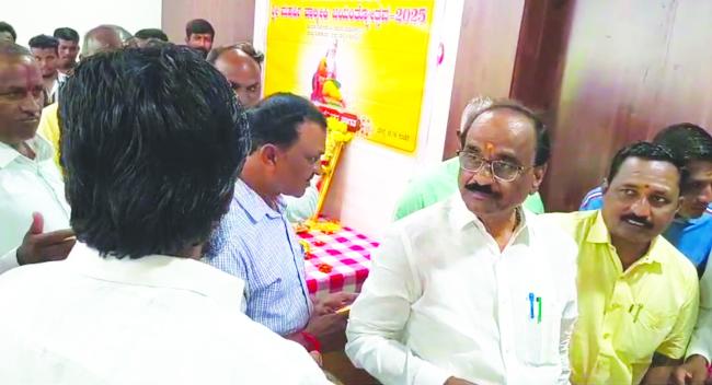  ಶಾಸಕ ಜಗದೀಶ ಗುಡಗುಂಟಿಗೆ ವಾಲ್ಮೀಕಿ ಸಮಾಜದಿಂದ ಘೇರಾವ್  