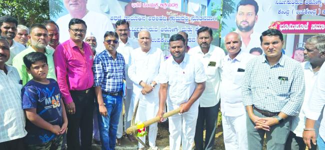  ನಮ್ಮದೂ ಯಾವ ಬಣವೂ ಇಲ್ಲ, ನಮ್ಮದು ಸ್ವತಂತ್ರ ಸ್ಪರ್ಧೆ: ಡಿಸಿಸಿ ಬ್ಯಾಂಕ್ ಚುನಾವಣೆ ಕುರಿತು ರಾಜು ಕಾಗೆ ಅಭಿಮತ 