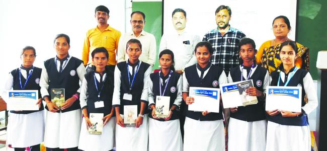   ಕಥೆ ಹೇಳೂಣು ಸ್ಪರ್ಧೆ: ವಿದ್ಯಾರ್ಥಿಗಳಿಗೆ ಬಹುಮಾನ ವಿತರಣೆ 